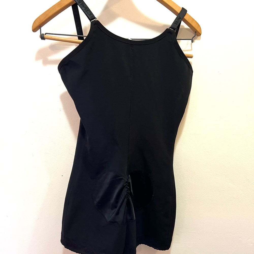 Miss moly shapewear bodysuit black medium